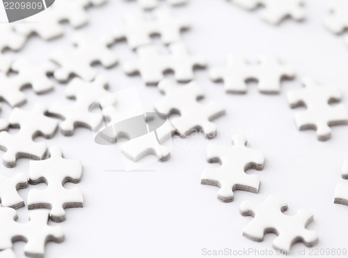 Image of White jigsaw puzzle