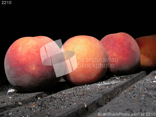 Image of peaches