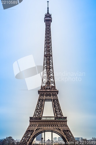 Image of Eiffel Tower in Paris France