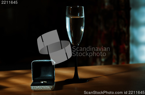 Image of Wedding ring with wine