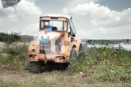 Image of Alone tractor