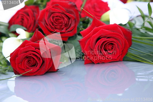 Image of Romantic bouquet of red roses