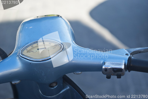 Image of  handlebar of an old Italian scooter