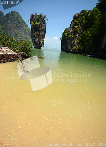 Image of bond island