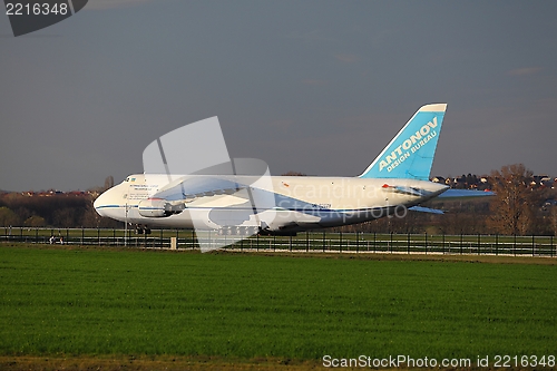 Image of An-124