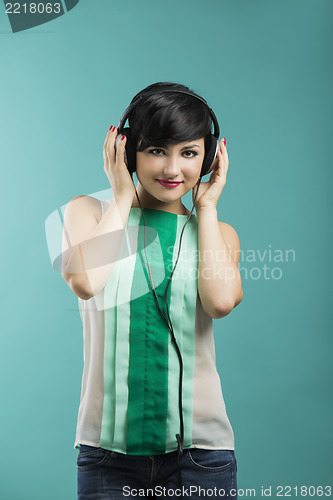 Image of Girl listen music