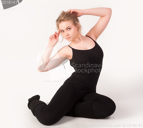 Image of Attractive fitness woman