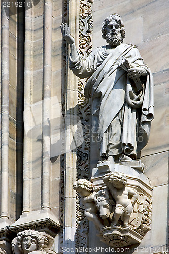Image of italy statue of