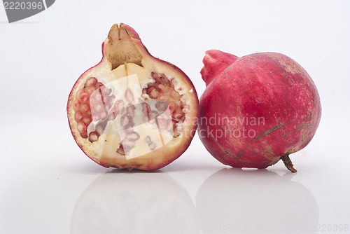 Image of pomegranate fruit 