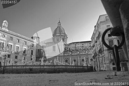 Image of Square shame in Palermo