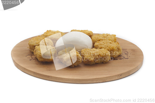 Image of fried chicken nuggets and mozzarella 