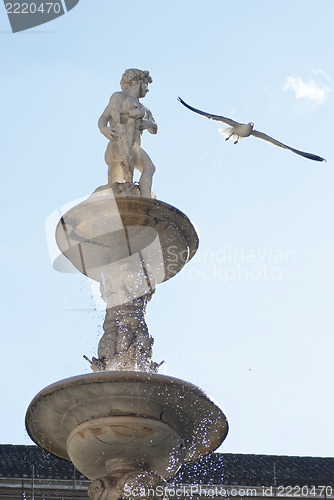 Image of Pretoria Fountain with wather drops in Palermo