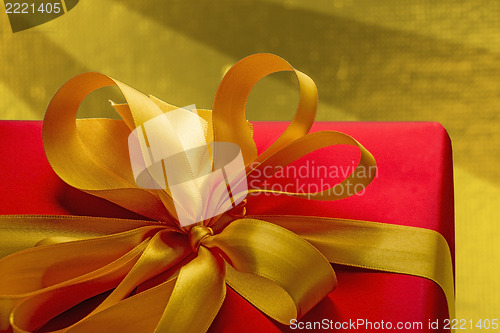Image of Red present