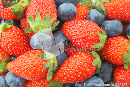 Image of Strawberries and Blueberries mix