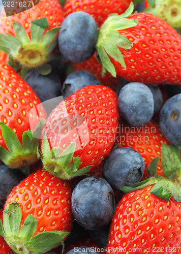 Image of Strawberries and Blueberries mix