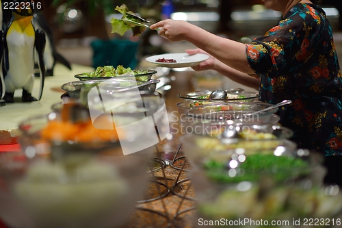 Image of buffet food