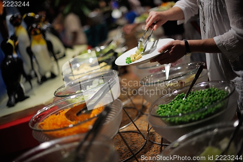 Image of buffet food