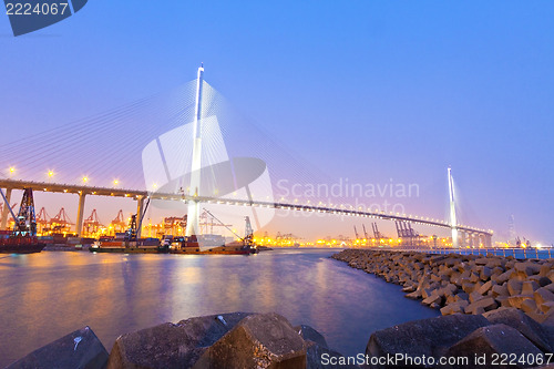 Image of Hong Kong bridge at night