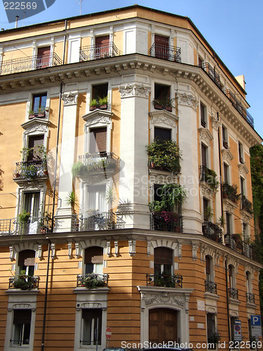 Image of Typical Mediterranean building in Rome