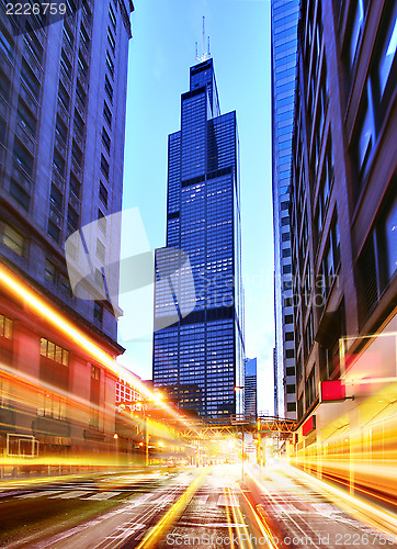 Image of Willis Tower at night time