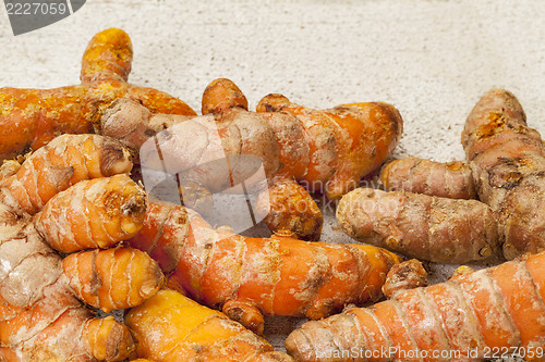 Image of turmeric root 