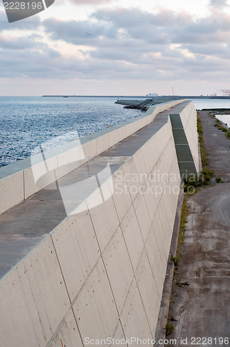 Image of Concrete structure and sea