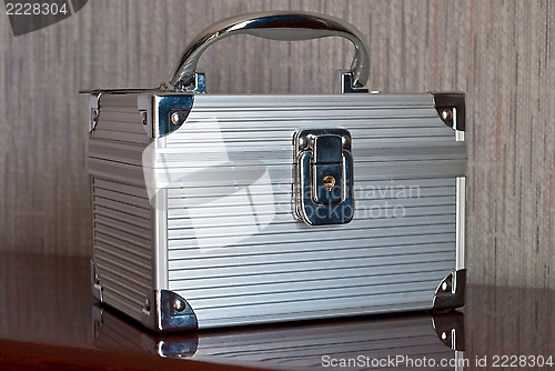 Image of Suitcase on the table.