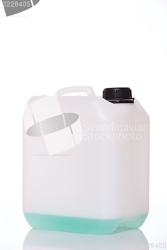 Image of Canister and liquid