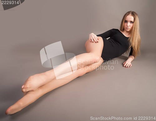 Image of flexible athletic woman