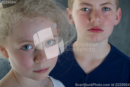 Image of Brother and sisters