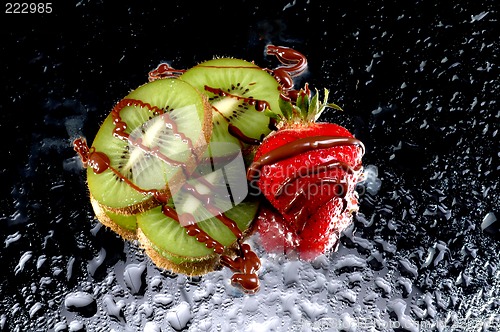 Image of kiwi strawberry desert