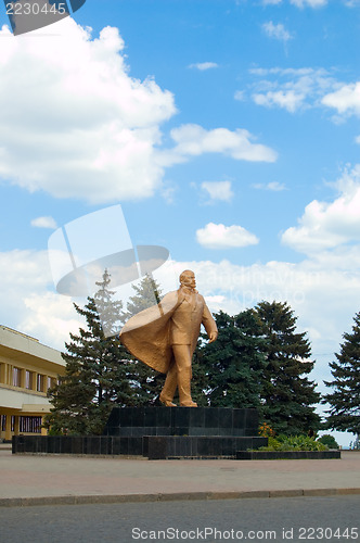 Image of Staue of Soviet former Vladimir Lenin