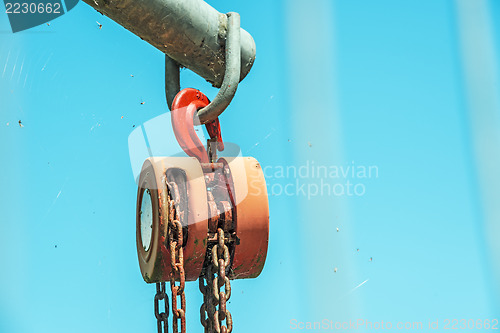 Image of Strong used hoist