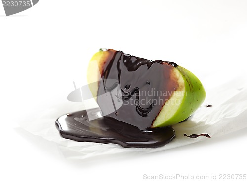 Image of apple with chocolate