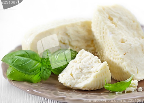 Image of fresh feta cheese 