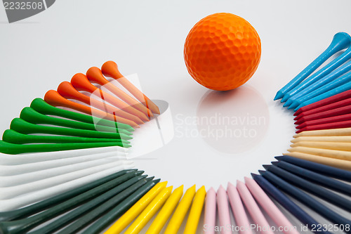 Image of The colorful wooden golf tees 