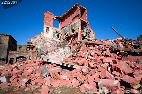 Image of house ruins