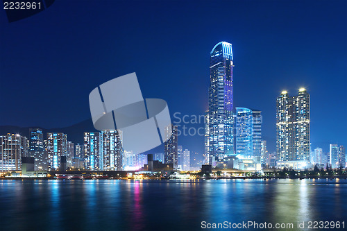 Image of Hong Kong harbor at night