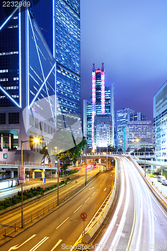 Image of traffic in urban at night