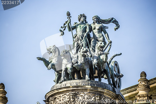 Image of Statue opera Dresden