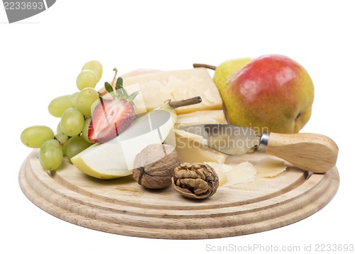 Image of cheese and fruit