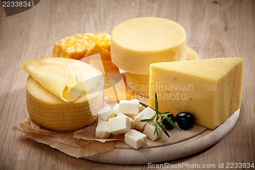 Image of various types of cheese