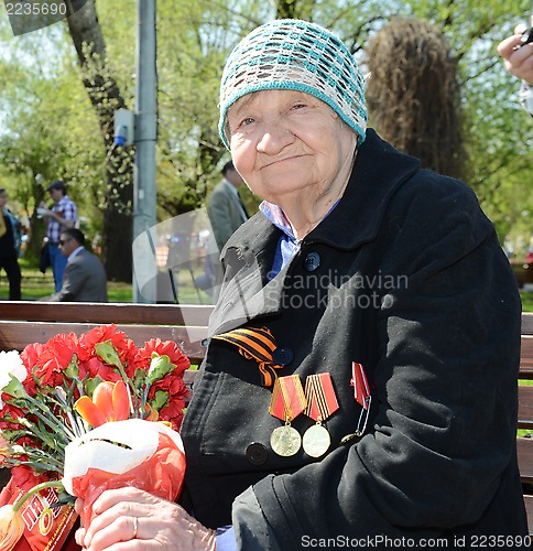 Image of Old woman veteran