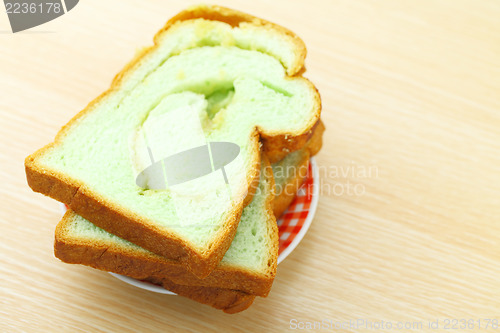 Image of Slice of pandan bread 