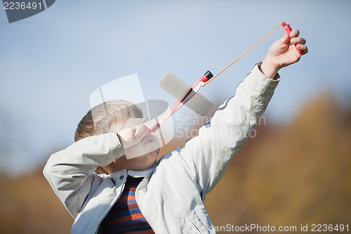 Image of Sending up an airplane