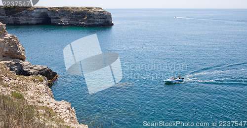 Image of Boat in lagoon