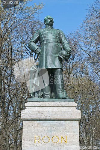 Image of Roon Statue in Berlin