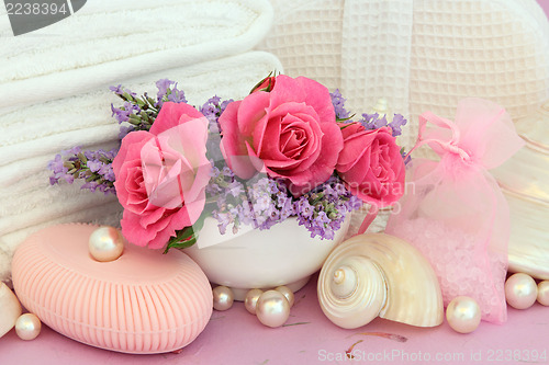 Image of Rose Toiletries with Lavender