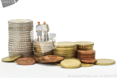Image of Seniors with euro coins