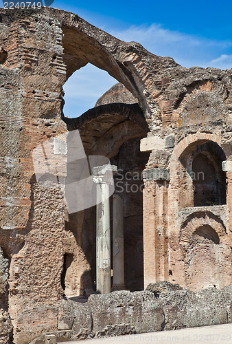 Image of Roman columns